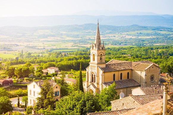 The Luberon valley seen from Bonnieux.