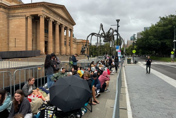 The queue forms outside the Art Gallery of NSW ahead of tonight’s New Year’s Eve celebrations.