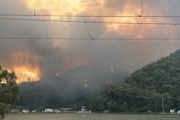 The Koolewong fire halted trains on the Central Coast and Newcastle Line.
