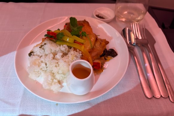 The duck curry is delicious for dinner.