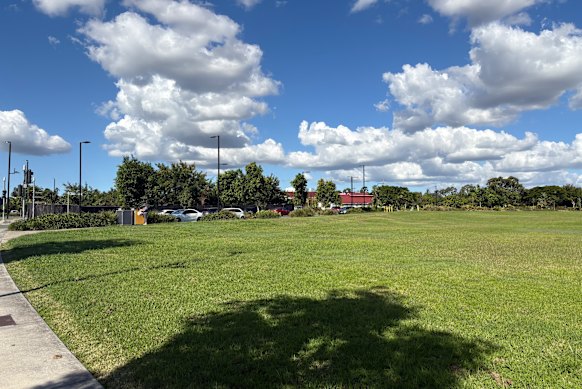 Undeveloped land in the Yeerongpilly Green precinct between Bedivere Street and Tennyson Reach.