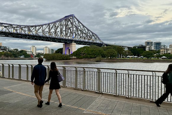 The bridge’s footpaths are at “extreme risk” of giving way, but experts have outlined options to keep them open to pedestrians.
