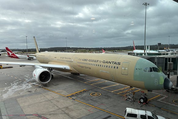 将使用专门配置的空中客车A350-1000超远程飞机。