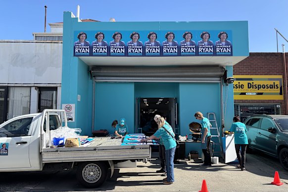 Monique Ryan’s campaign staff and volunteers prepare pre-poll and election-day material. 