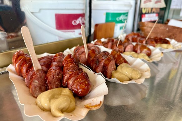 Kasekrainer at Wurstelstand Zum Scharfen Rene: a Viennese classic.