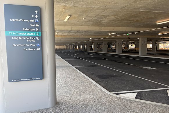 Perth Airport’s new Terminal 1 dropoff and pick-up area. 