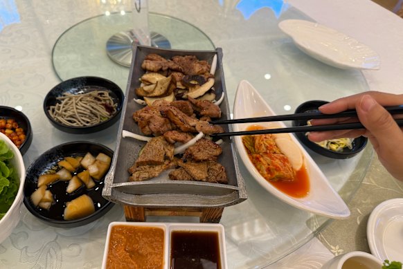 The barbecue banquet at the Pyongyang Okryu-Guan restaurant in Beijing.