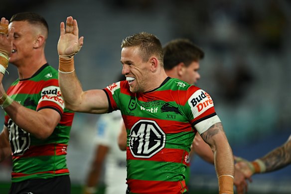 Matt Dufty en la victoria de los Rabbitohs sobre los Dragones.