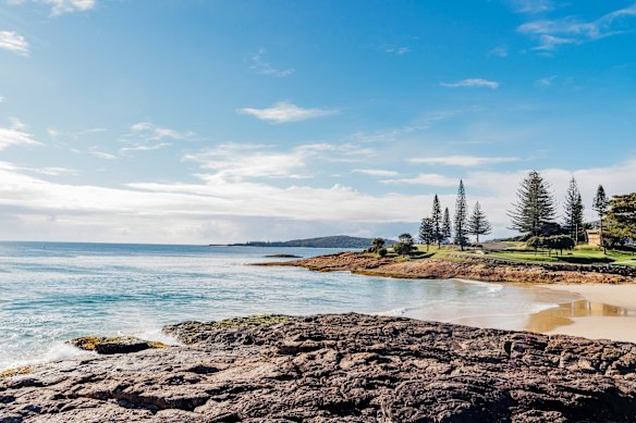 Scenic coastal views from Horseshoe Bay Beach, South West Rocks. 