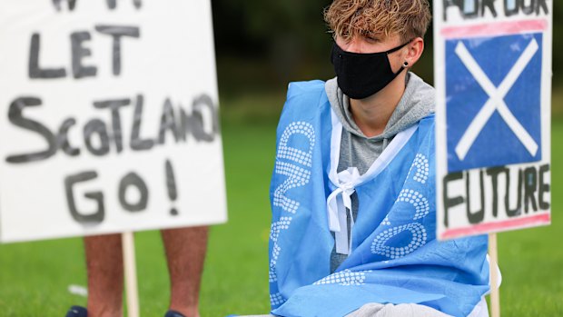 Supporters of Scottish independence gather at the site of the battle of Bannockburn in Bannockburn, Scotland.