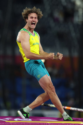 Kurtis Marschall celebrates winning the gold medal in the pole vault final at the  Birmingham 2022 Commonwealth Games. 