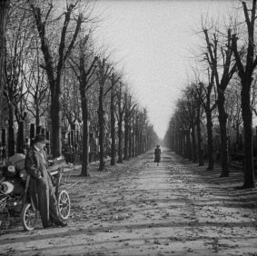 Joseph Cotten and Alida Valli in The Third Man, cinematography by Robert Krasker.