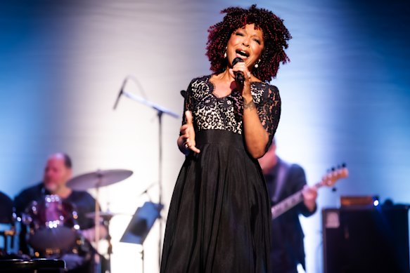 Lisa Simone dedicated the first half of her show to her mother’s music.