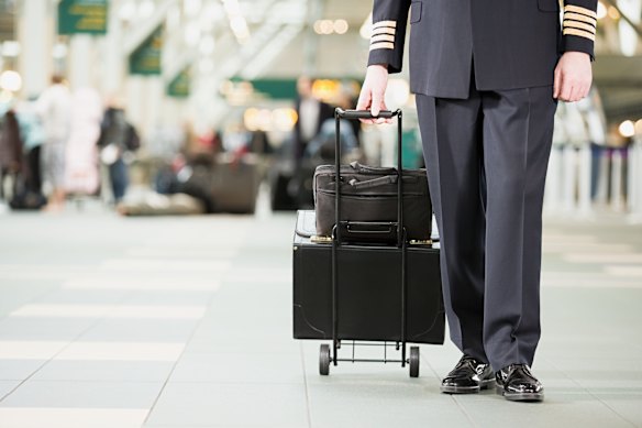 Pilot’s briefcases used to be chunky – and heavy – items of baggage. 