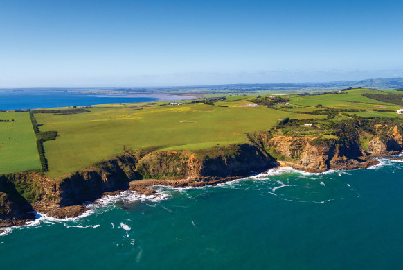 The coastline near San Remo, close to Phillip Island. 