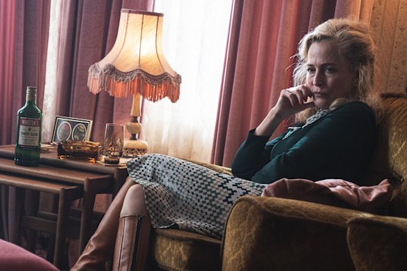 Gillian Anderson as Gina Lavery in Trespasses.