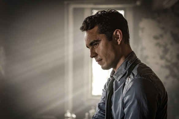 Max Minghella in Spiral.