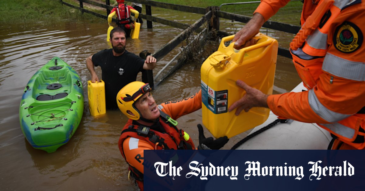 NSW flood: Hawkesbury communities wait for waters to recede - Vimarsana News