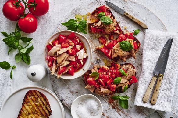 Adam Liaw’s bruschetta topped with tuna and tomato combines proteins and carbs.