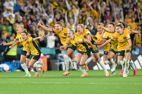 The Matildas celebrate Cortnee Vine’s match-winning penalty against France in the Women’s World Cup quarter-final.
