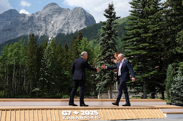 Carney e o primeiro -ministro Anthony Albanese na cúpula do G7 líderes em Kananaskis, Canadá, no mês passado.