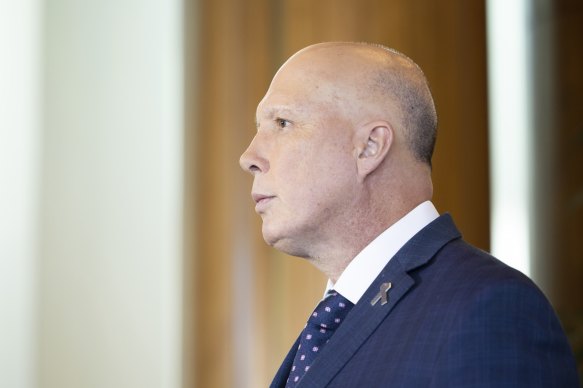 Peter Dutton asked several questions of the working group during the meeting. 