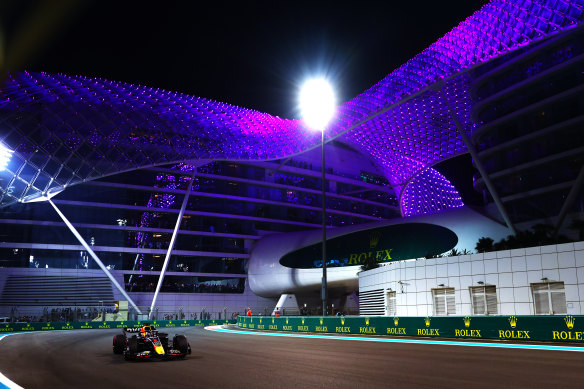 Max Verstappen en route to pole position in Abu Dhabi.