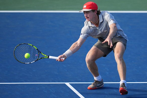 Sweeny provided some spectacular moments, but could not snatch a set off his Italian rival.