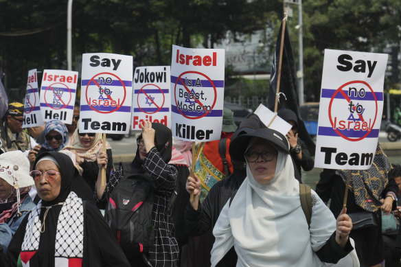 Protesters march against the Israeli team’s participation in the FIFA U-20 World Cup in Jakarta, Indonesia, on Monday.