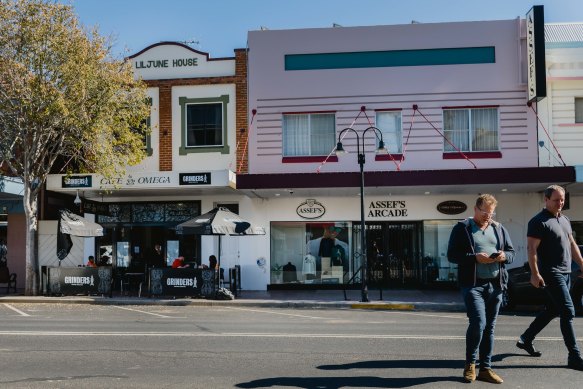 Moree’s Balo Street in June. A total of 30 new COVID-19 infections were reported in the town, about 150 kilometres south of Goondiwindi, on Thursday. 