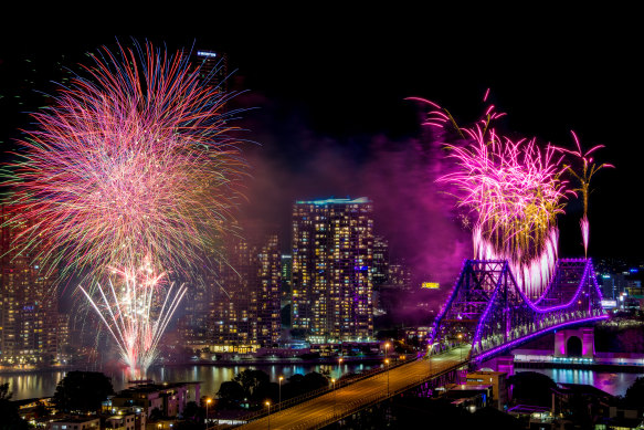 This year, the fireworks show will be held on the first weekend of Brisbane Festival.