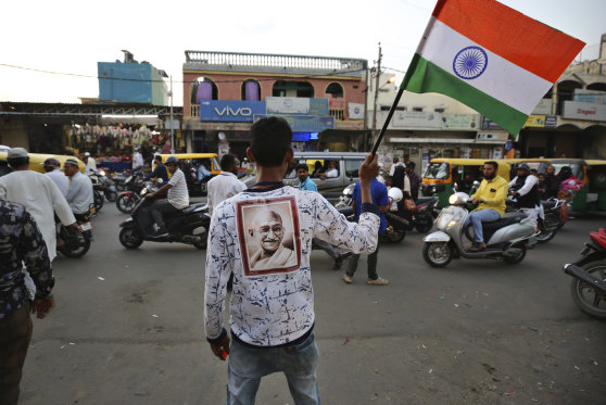 Protesters in India are increasingly concerned about the use of facial recognition technology during protests against a controversial new citizenship law. 