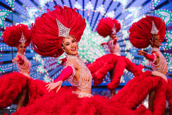 Jasmine Bard at Le Moulin Rouge. “Wow, I’m a part of this. I’m a part of the Moulin Rouge in Paris, the most famous cabaret in the world.”
