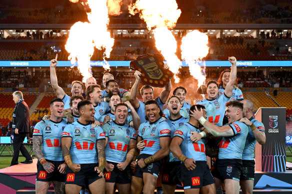 The Blues celebrate with the shield after last year’s epic series.