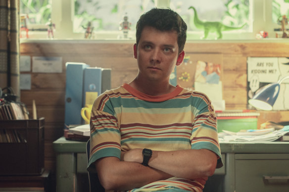 In Sex Education high school student Otis Milburn (Asa Butterfield) finds a lucrative sideline selling sex advice to  his schoolmates.