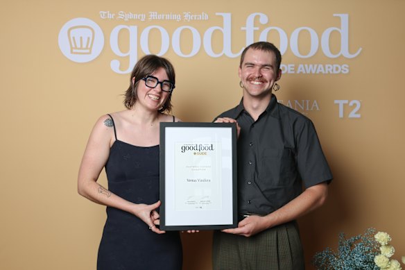 Cultural Change Champion Venus Vinifera’s Caitlin Baker and Blue Hyslop.