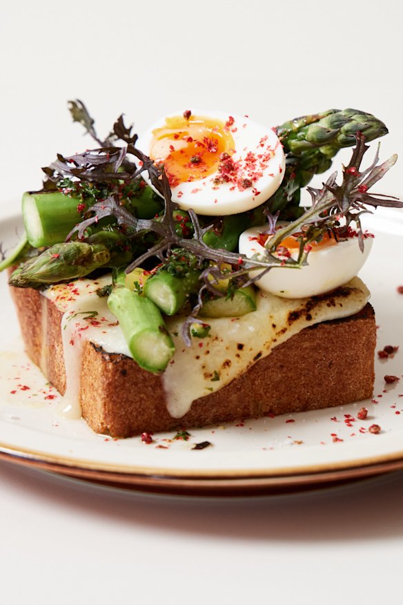 The tartine with la fontella, Raffa farm asparagus and pink pepper gremolata.