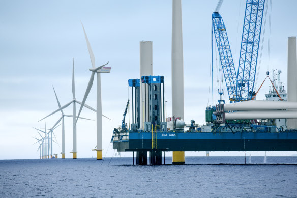The opposition is at odds over scrapping Australia’s offshore wind industry. 