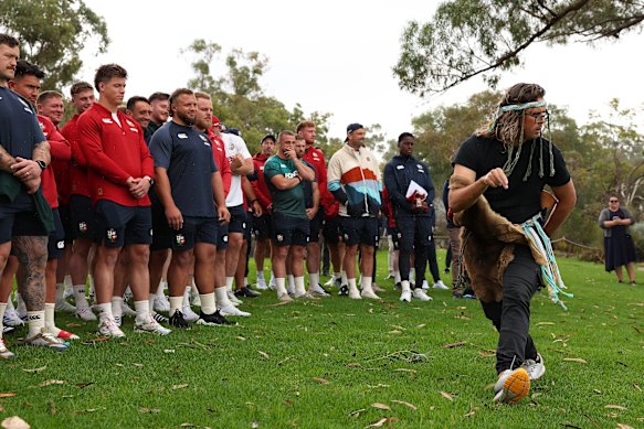 Alton Walley performs a dance for the British & Irish Lions squad in Perth.