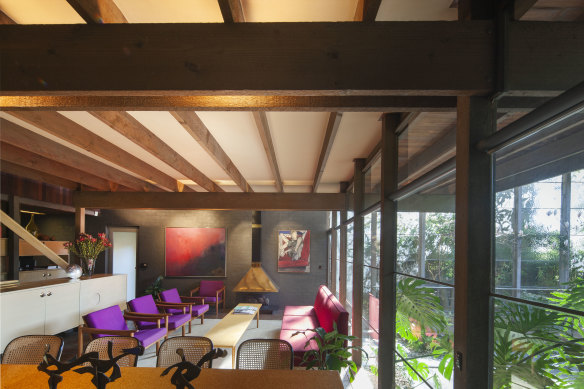 Walsh Street House by Melbourne architect Robin Boyd.