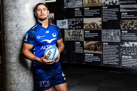 Former NRL star Zac Lomax has joined the Western Force in his pursuit of playing for the Wallabies. 