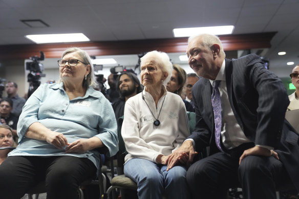 Defence Attorney Mark Geragos sits with Kitty Menendez’s sister, Joan Andersen VanderMolen, centre, and Diane Hernandez niece of Kitty Menendez.