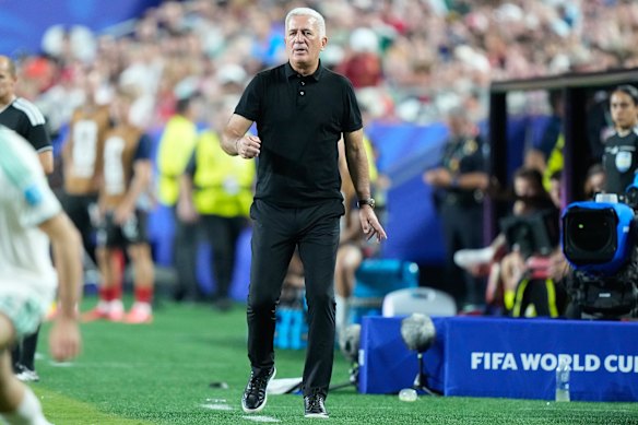 Algeria head coach Vladimir Petkovic watches on. 
