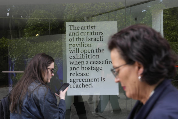 A sign on the closed Israeli national pavilion on Tuesday.