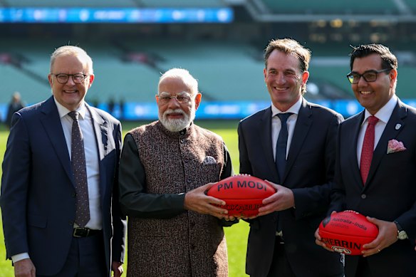 Prime Minister Albanese and India Prime Minister Narendra Modi at the MCG. 