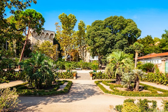 The Jardin des Plantes is the nation’s oldest botanical garden.