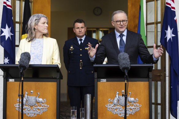 Cybersecurity Minister Clare O’Neil, National Cybersecurity Co-ordinator Darren Goldie and Prime Minister Anthony Albanese today.