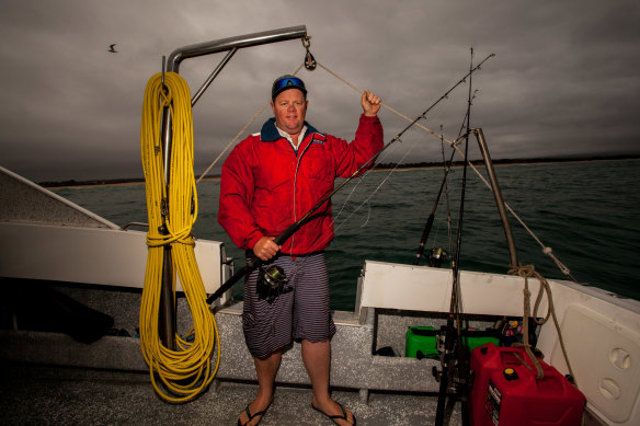 Mallacoota fisherman Jason York has been issued a licence to catch fish to sell to Mallacoota and surrounding communities.