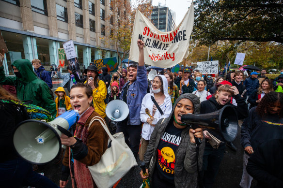 Thousands of students and participants from environmental groups gathered in Sydney’s CBD.