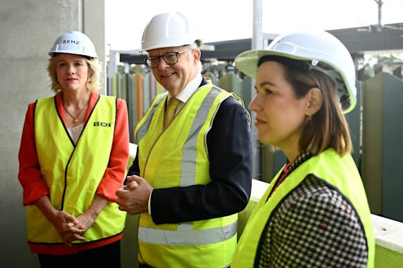 Prime Minister Anthony Albanese with Housing Clare O’Neil and MP for Jagajaga Kate Thwaites in Melbourne on Tuesday.